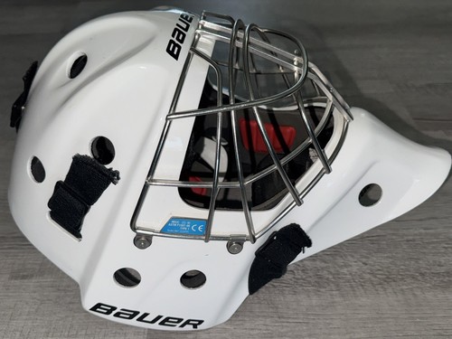 Bauer 2013 NME7 Certified Cat Eye Goalie Mask Fit 2 Medium - Picture 8 of 15