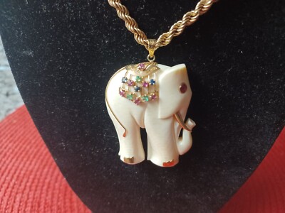 14K MASSIVER GOLD KNOCHEN ELEFANT 13 SAPHIR/RUBIN/SMARAGD 2'' HOHER ANHÄNGER. OHNE KETTE!