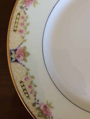 Theodore Haviland Limoges Sch. 860A Pink Roses Gold Trim Fruit / Sauce Bowl - Picture 2 of 3