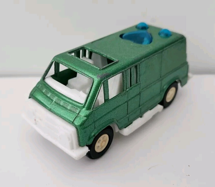 Picture 2 of 4
