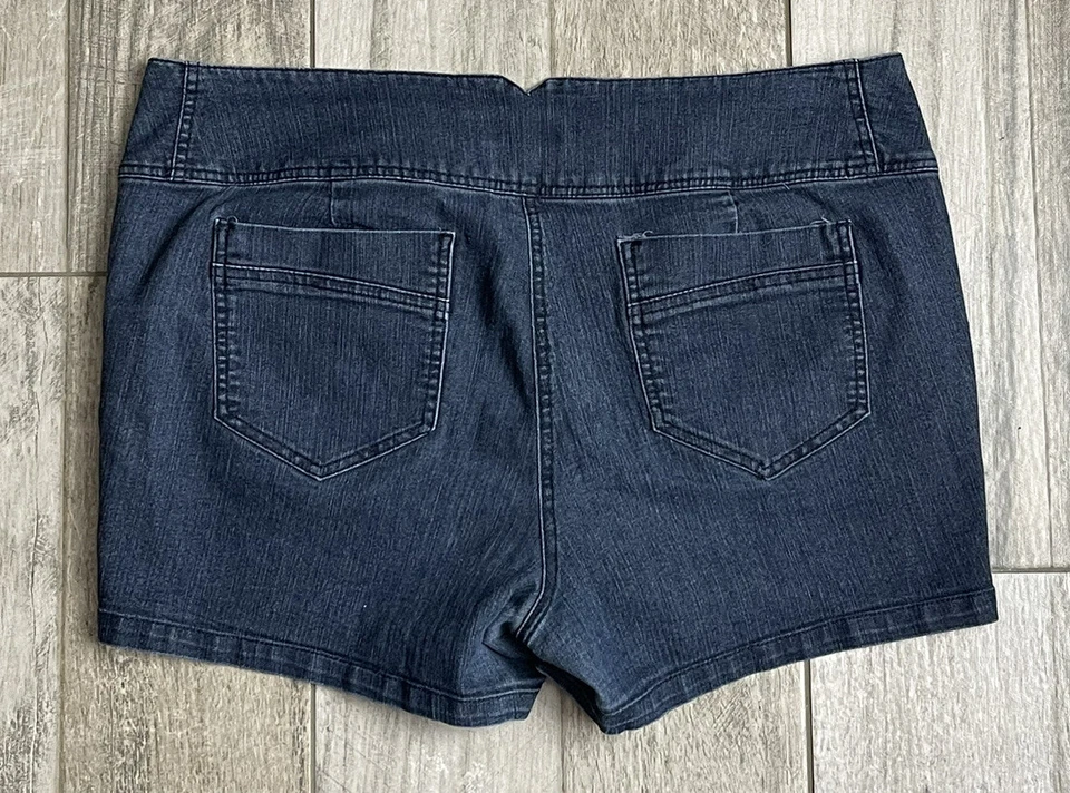 Pantalones Cortos Forever 21 + Talla Grande Jean Elastizados Para Mujer Talla 16 Azul Denim Mod Rise Foto 2 de 4