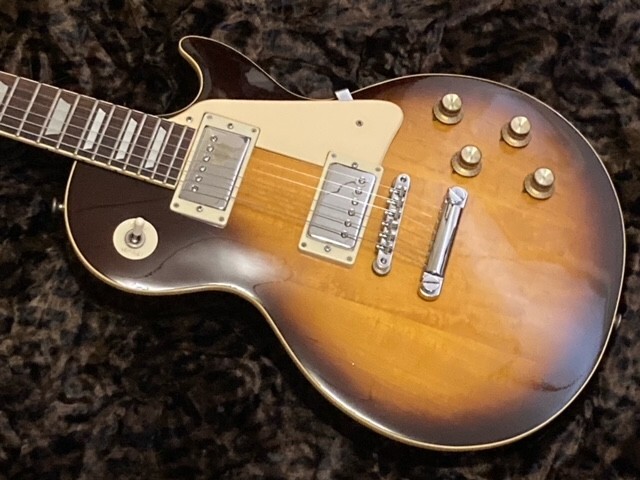 YAMAHA SL400S　ジャパンビンテージ　エレキギター 1970s YAMAHA SL400S Vintage Electric Guitar - Brown Sunburst