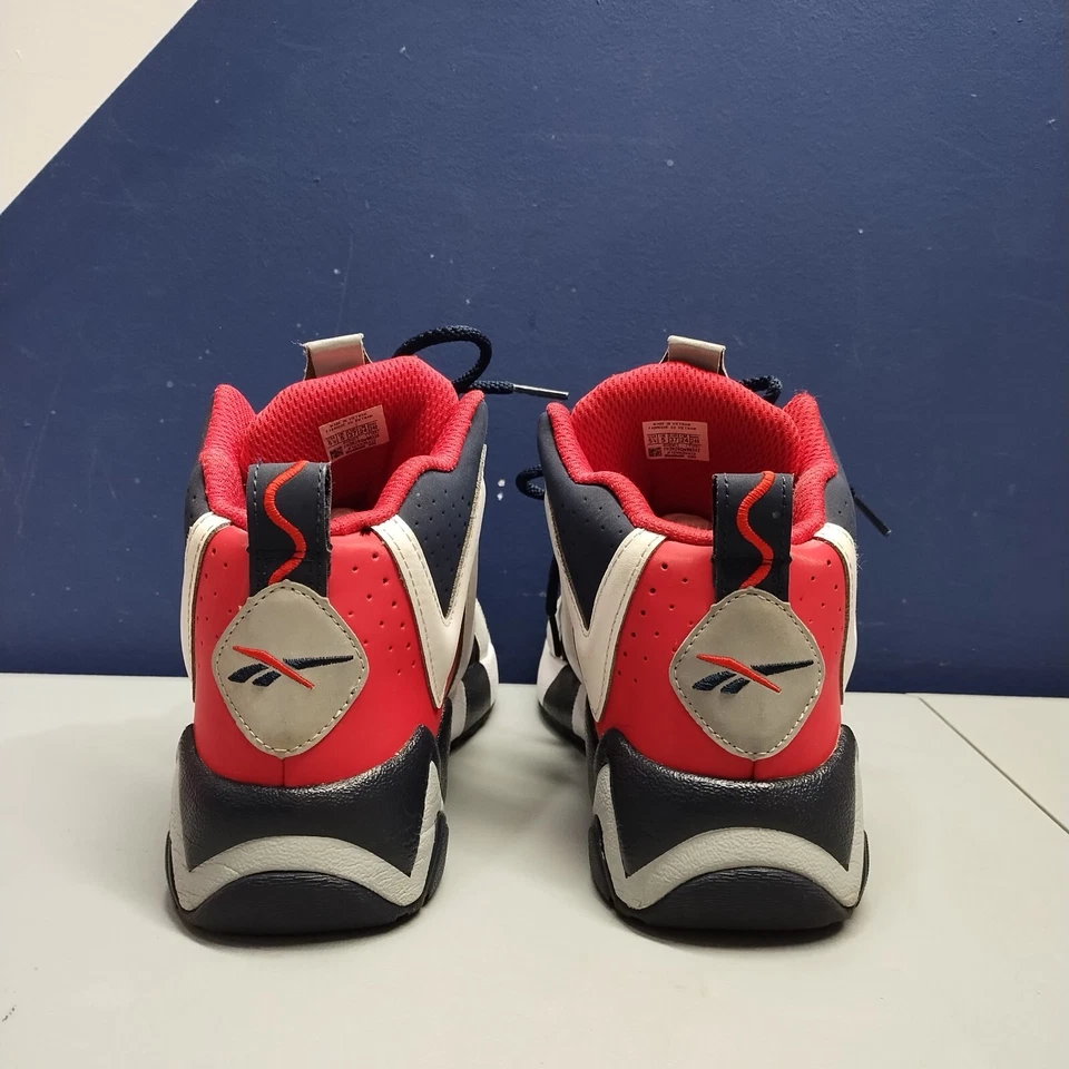 Reebok Kamikaze 2 Basketball Shoes Boys Size 5.5 Navy/White/Red Lace Up FY0682 - Image 3 of 4