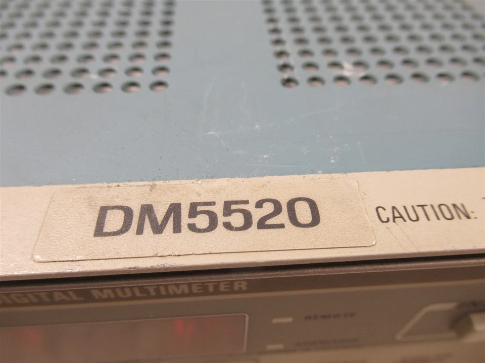 Chasis Tektronix DM5520 con multímetro digital programable DM 5120  Foto 4 de 4