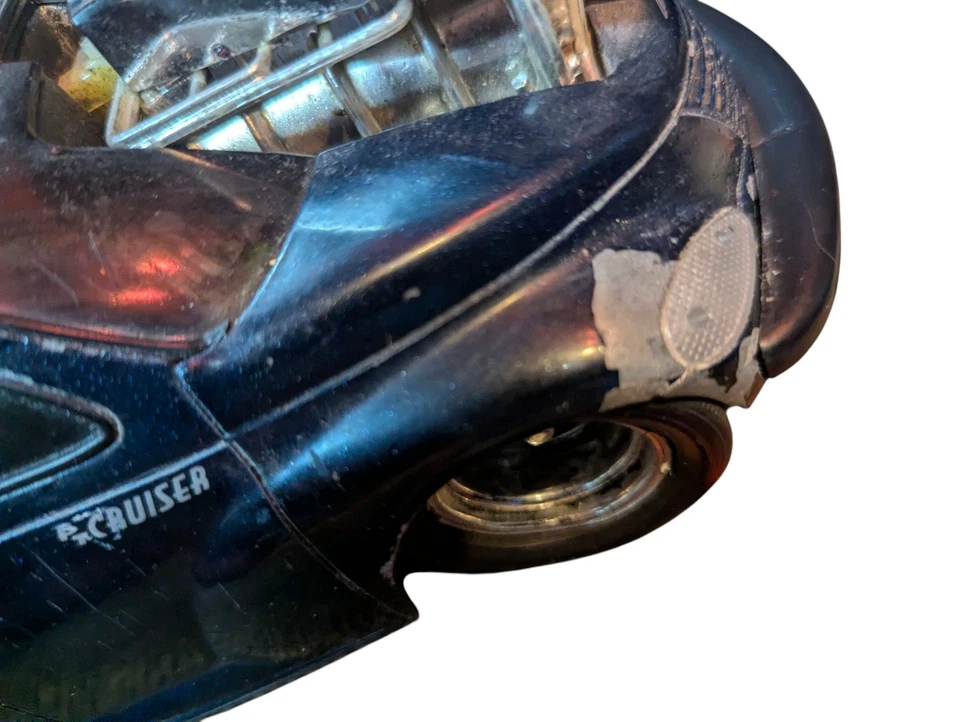 FunLine 2001 Muscle Machines Chrysler PT Cruiser Toy Car - Image 2 of 4