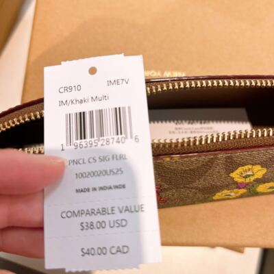 ポーチ COACH Pencil Case Signature Floral CR910 Amazon.com: Coach Womens Pencil Case In Signature Canvas