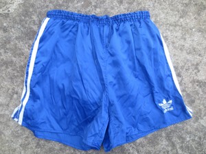 short adidas original bleu