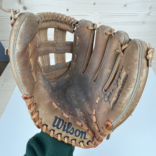 Guante de béisbol Wilson A9831 cuero softbol Joan Joyce autógrafo modelo derecho 11" - Imagen 5 de 9