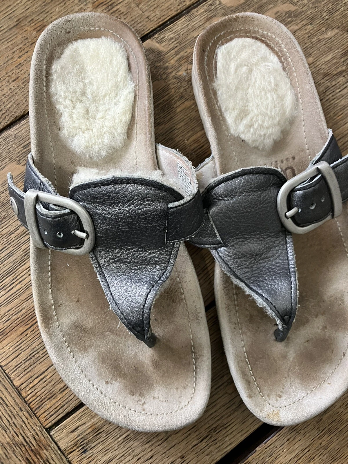 Sandali infradito foderati in pile Ugg UK 3 5