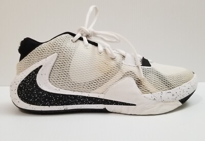Nike Mens Zoom Freak 1 Oreo Basketball Shoes White Black