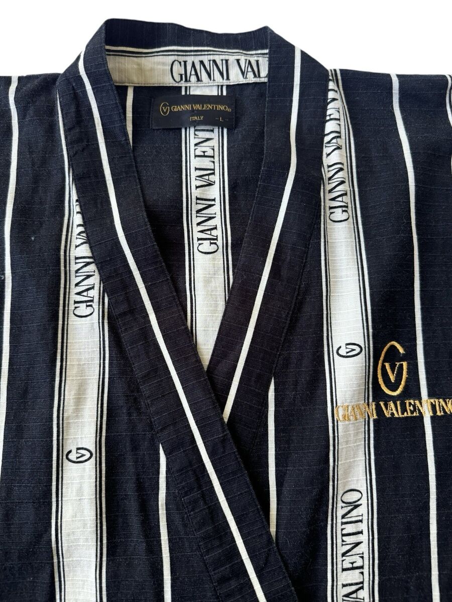 Vintage Gianni Valentino Kimono Shirt Mens size Large Black Vintage Gianni Valentino Kimono Shirt Mens size Large Black