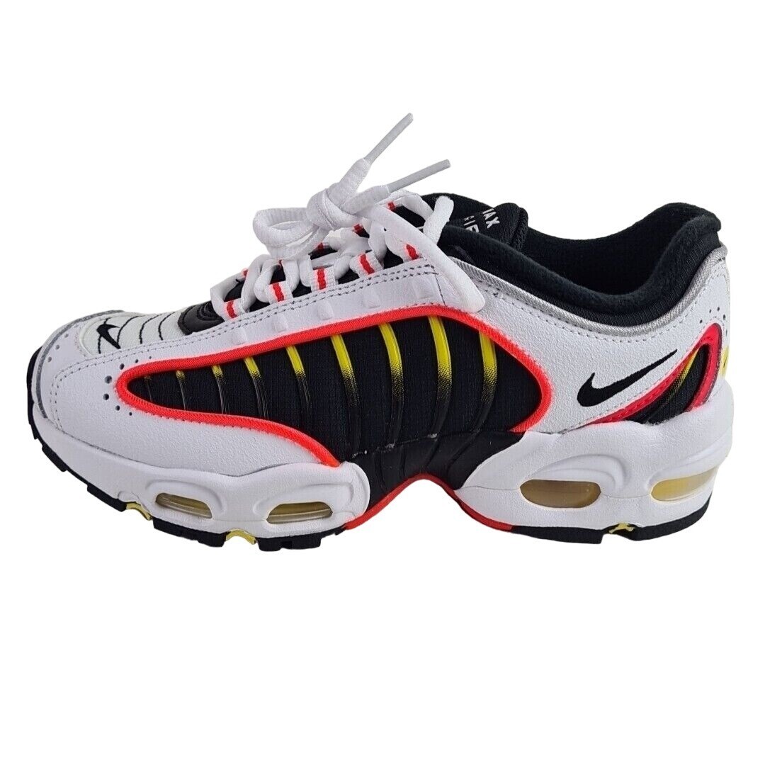 Nike Air Max Tailwind 4 Athletic Shoes BQ9810 105 Sports White Sz 7 Y/Wmn 8.5