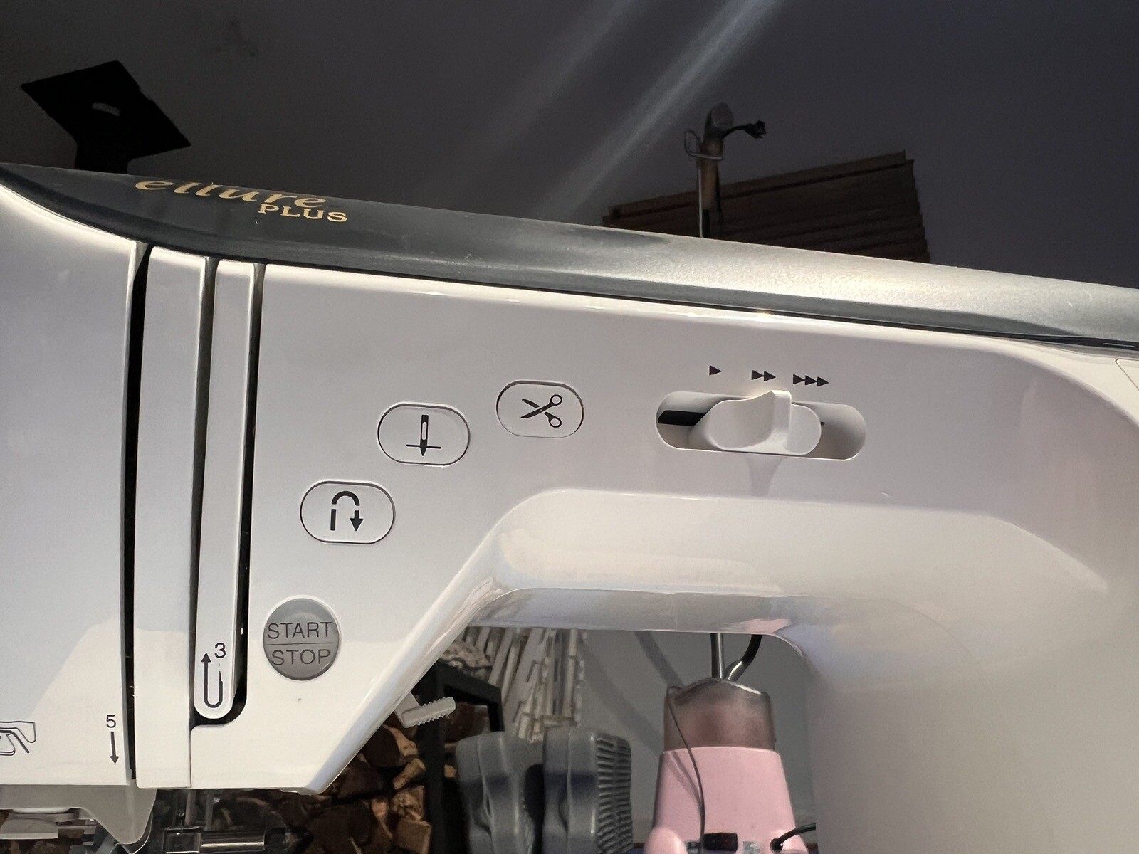 Baby Lock Ellure Plus BLR3 Embroidery/Sewing Machine eBay