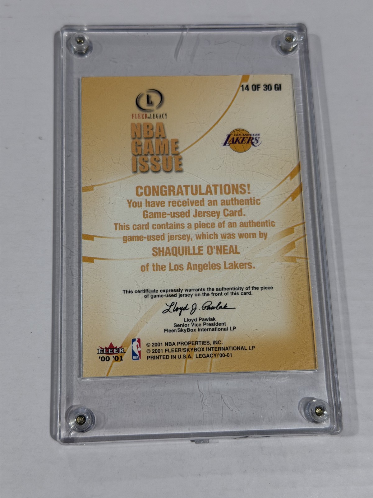 2000-01 Fleer Legacy Shaquille O'Neal NBA Game Used Jersey #GI-14 Card - MINT view 3