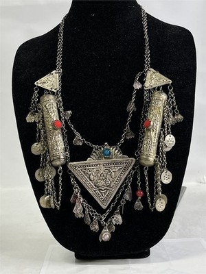 VTG Hidden Compartment Necklace Talisman Amulet Secret Poison Box Boho Ethnic