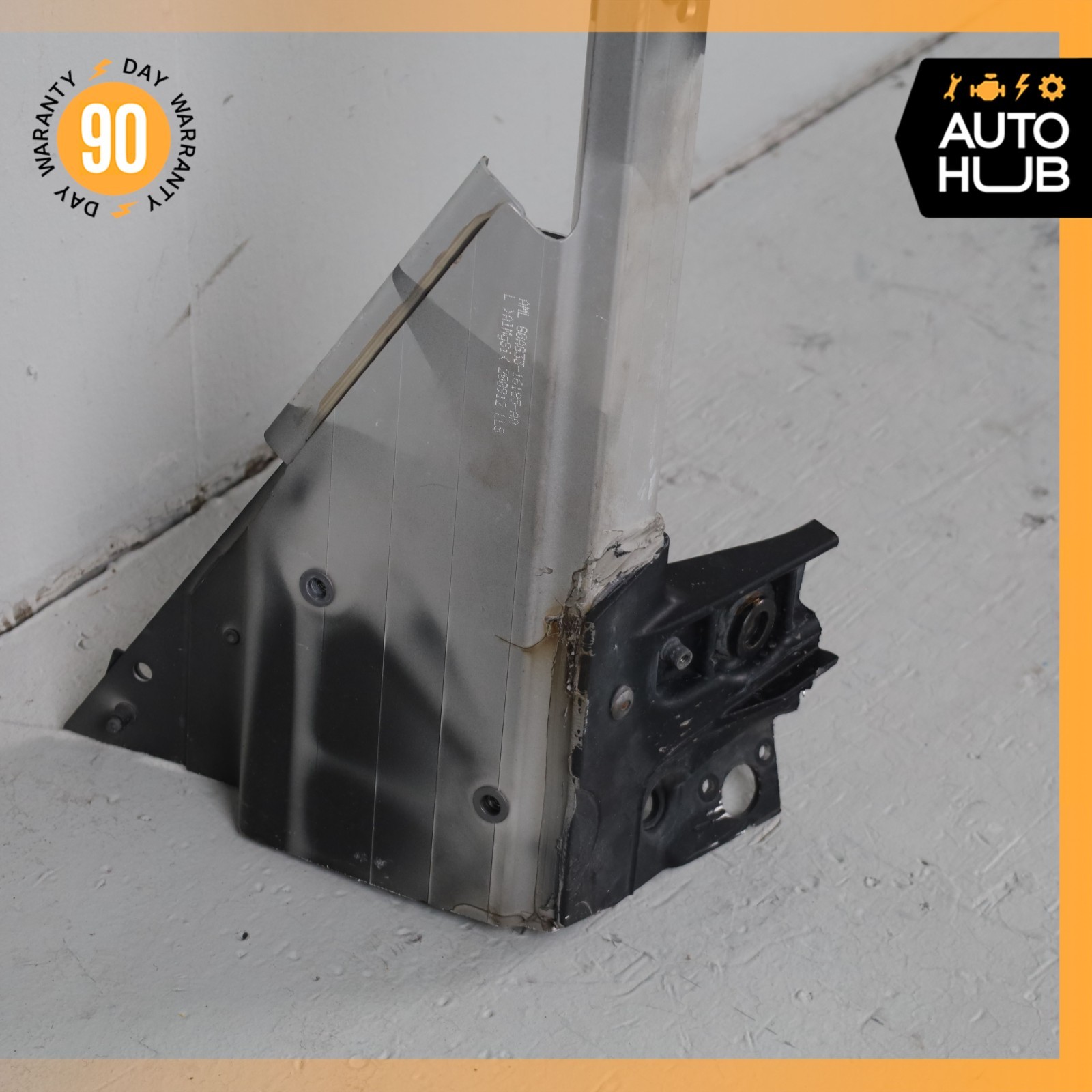 06-17 Aston Martin V8 Vantage Front Crossmember Fender Support Bracket OEM 26k