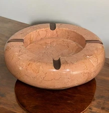 Vintage Large Heavy Round Pink Marble Ashtray 8” Diameter Kinder Harris USA Made