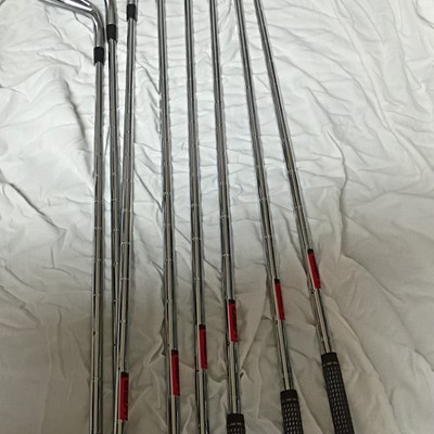 Cobra Fly Z+, 8 Irons, P, 9, 8, 7, 6, 5, 4, 3, Extra Stiff, Excellent Condition
