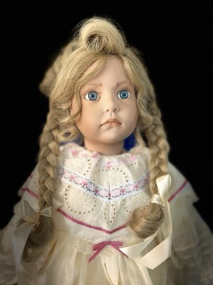Vintage 1990 Hildegard Günzel Gunzel 25'' Tricia Vinyl Doll 615/2000 Signed EUC