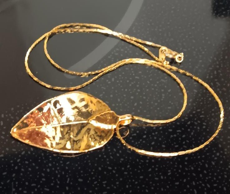 Vintage 24k 1.75" Gold Dipped Real Leaf Pendant w… - image 1