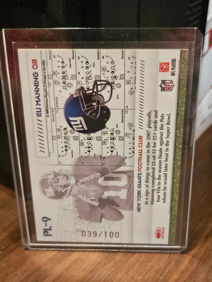 2008 Donruss Gridiron Gear Playbook Gold Eli Manning Insert Card #PL9 /100 - Image 2 of 2