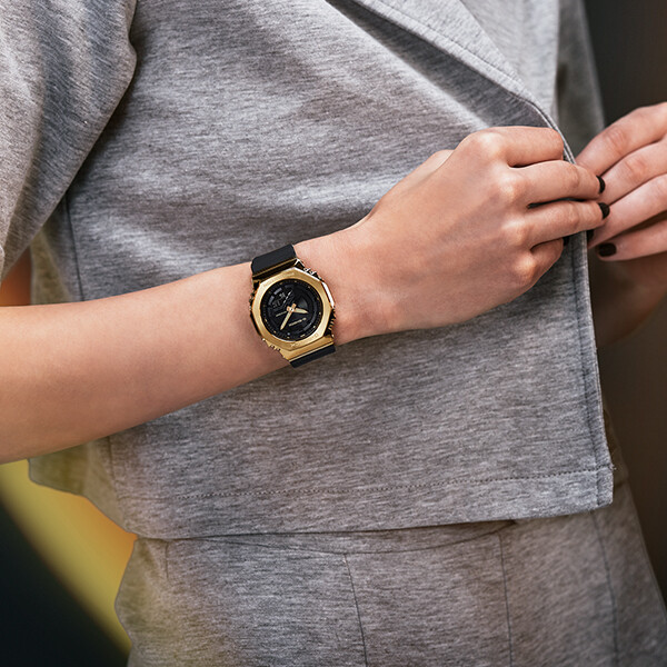 CASIO G-SHOCK GM-S2100GB-1AJF Black x Gold Analog Digital CASIO G-SHOCK GM-S2100GB-1AJF Black x Gold Analog Digital