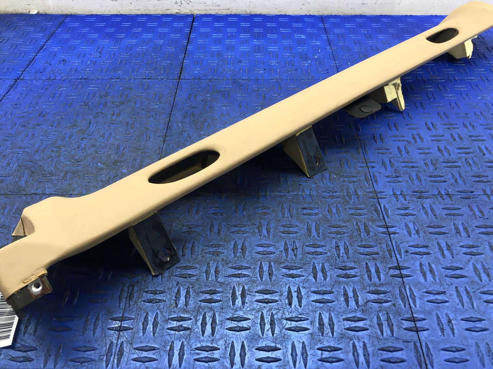 2006-2018 ASTON MARTIN VANTAGE V8 REAR CABIN UPPER TRIM PANEL BEIGE 8G33-67343