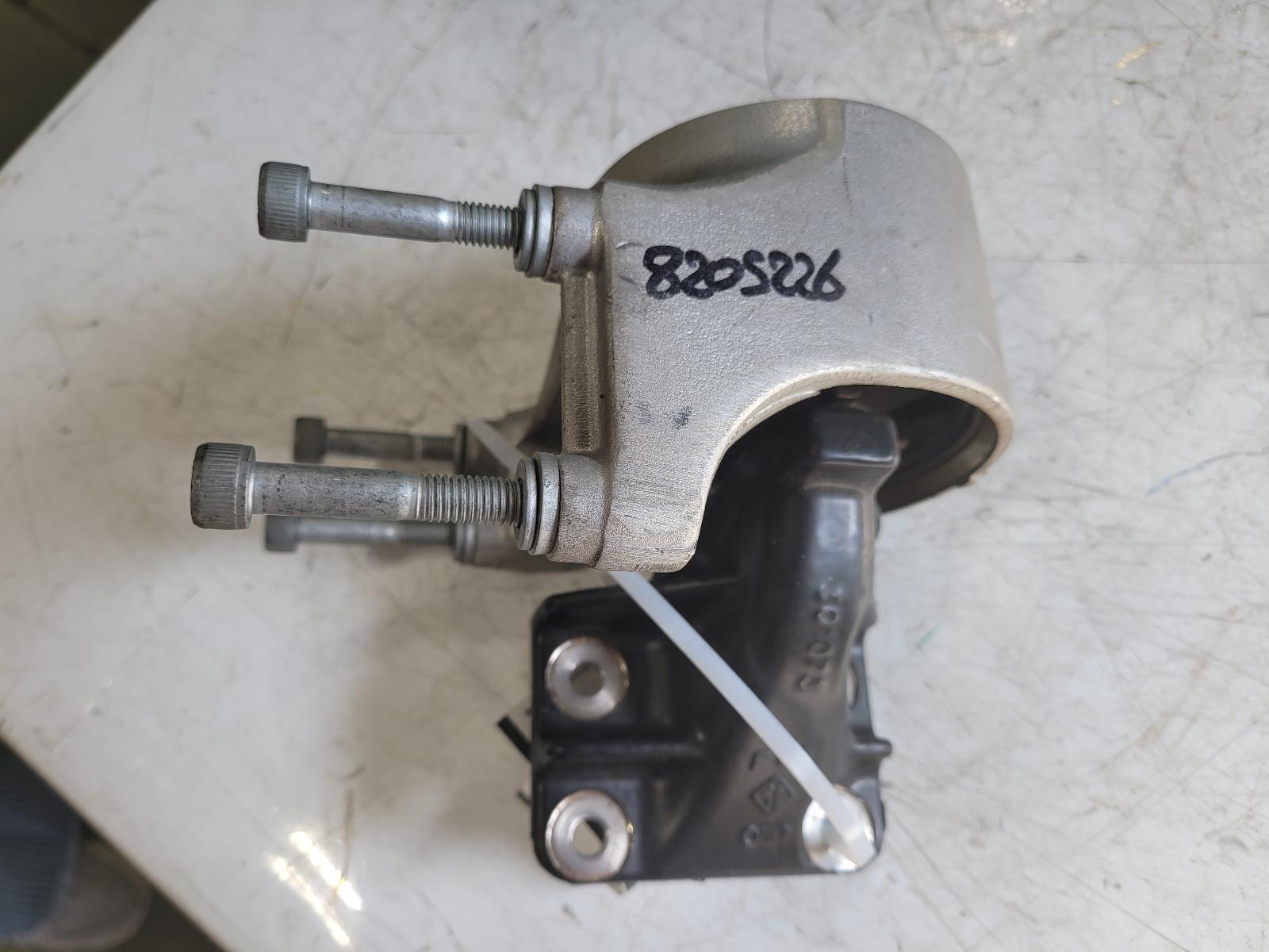 2017-2020 Ferrari Portofino OEM DRIVER FRONT TRANSMISSION MOUNT