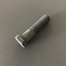 60516373 Alfa Romeo Spider Series 4 - Rear Wheel Bolt Stud (price per piece)