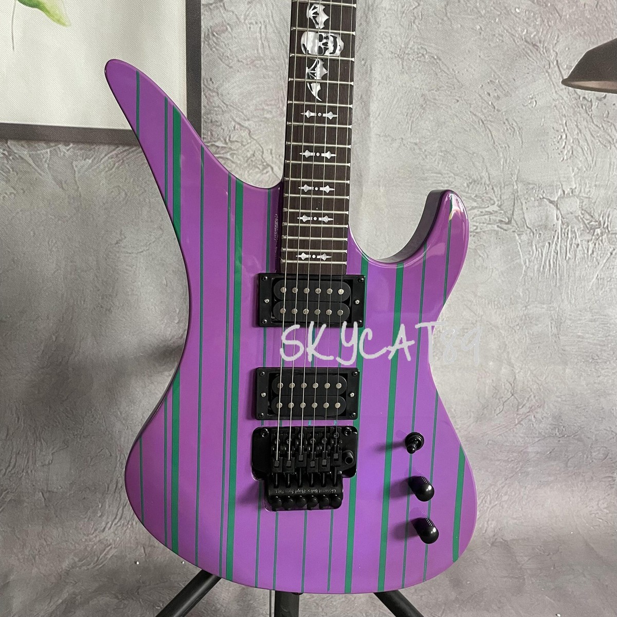 ギター Purple Humper & Little Green Booster 6 String Purple