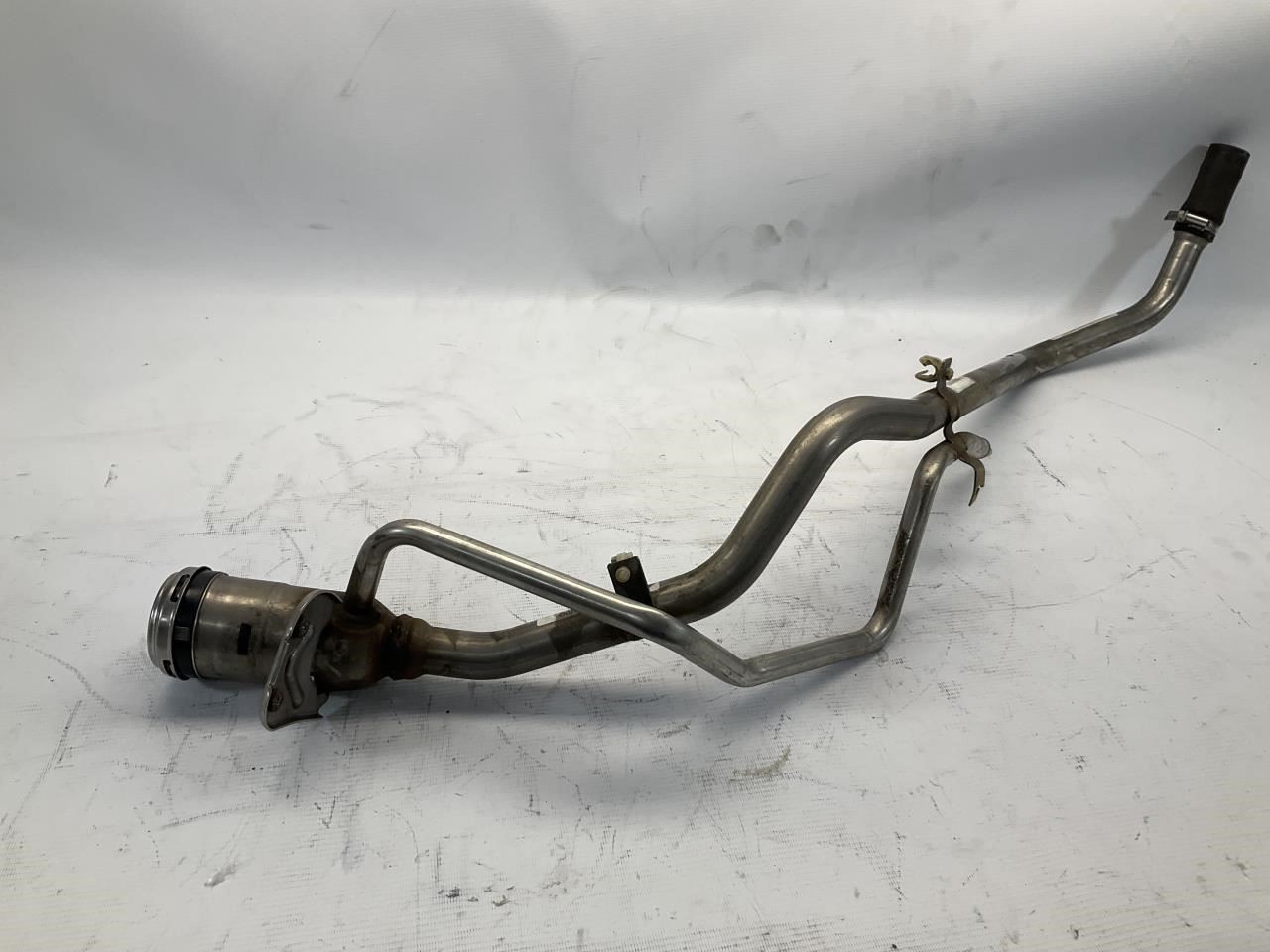 17-24 Maserati Ghibli Fuel Tank Filler Neck Pipe Tube Q