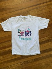 VTG Disneyland Shirt 35 Years of Magic 90  s adult Size Large