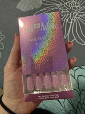 Red Aspen Press On Medium Square Pink Glitter Princess Parson Nail Dashes