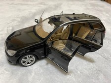 AUTOart Mercedes-Benz C-Klasse 1/18