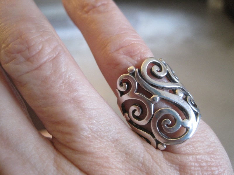 JAMES AVERY 1" OPEN SORRENTO RETIRED STERLING RING