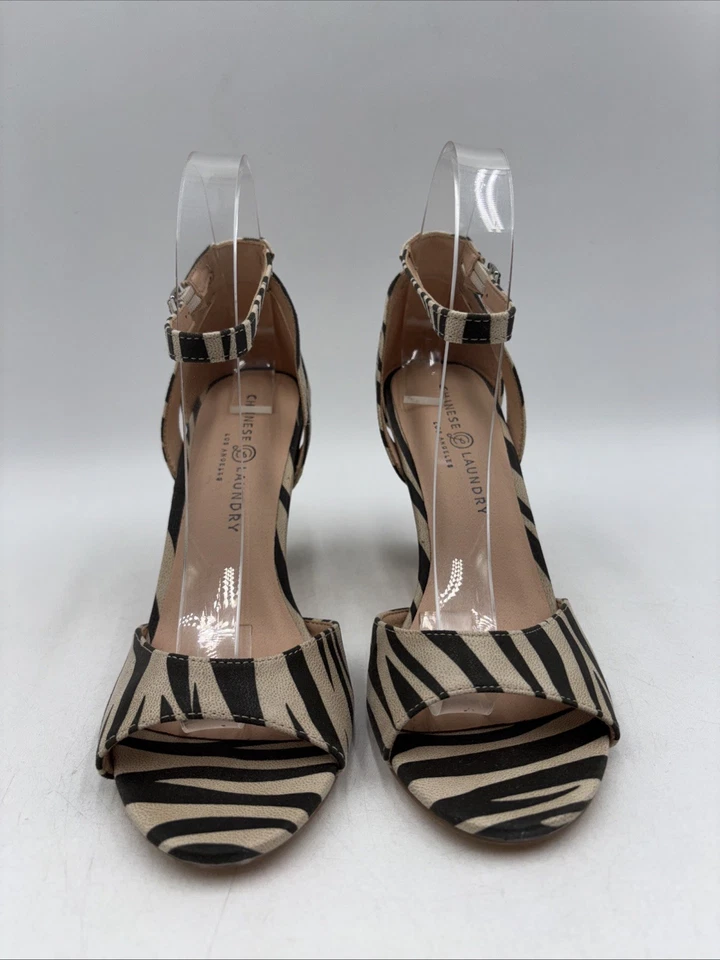 Chinese Laundry Robby Zebra Print Cream/Multi Color Size 8.5 - Image 2 of 4