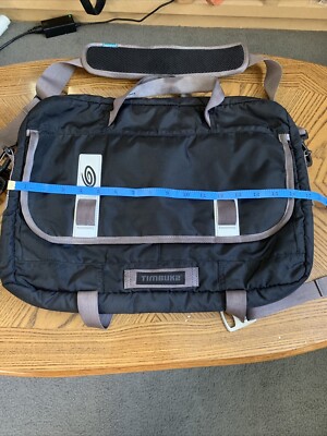 17 messenger bag timbuk2 Timbuk2 Commuter Laptop Messenger bag Medium Black Gray 17”x 14”