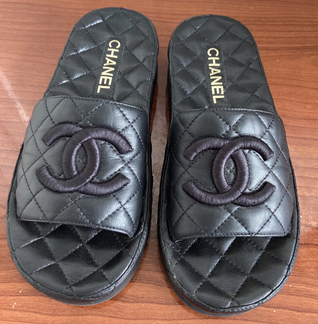 Authentic Beautiful Chanel CC Embroidered Quilted Sandals Black Leather  Size 36