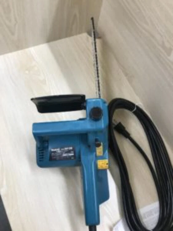 Makita 5012B 11-3/4" Electric Chain Saw New Tool Blue - Image 2 of 4