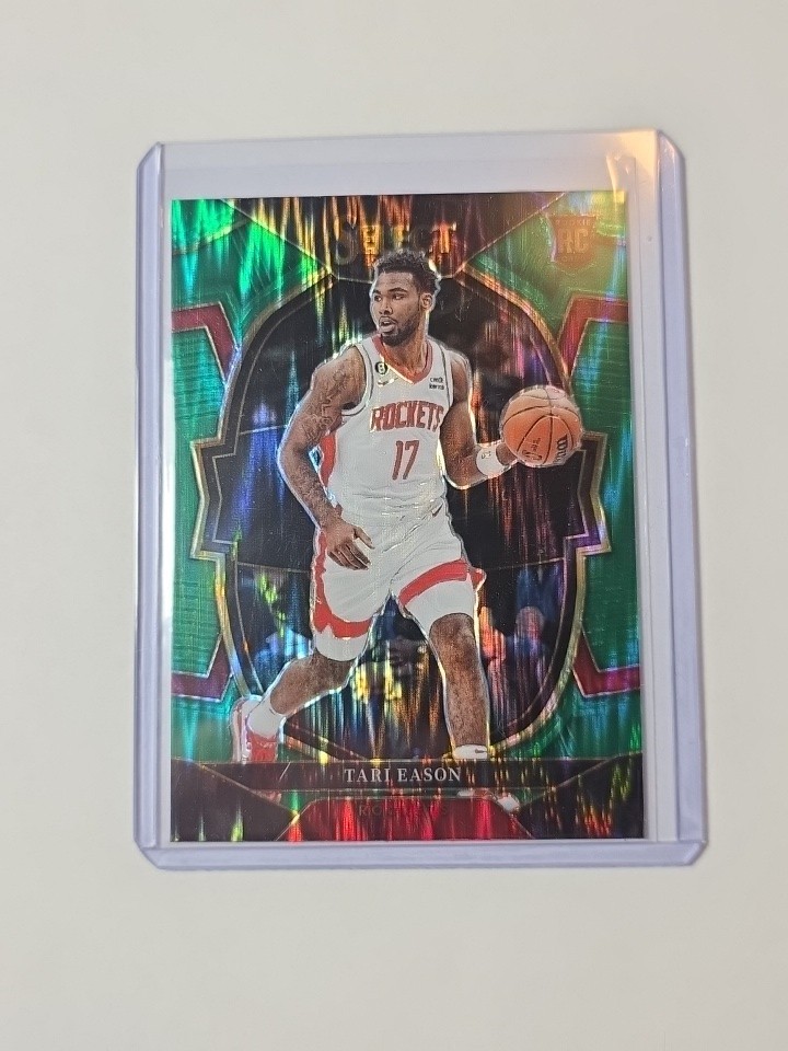 2022-23 Panini Select #82 Tari Eason Green Shock Prizms