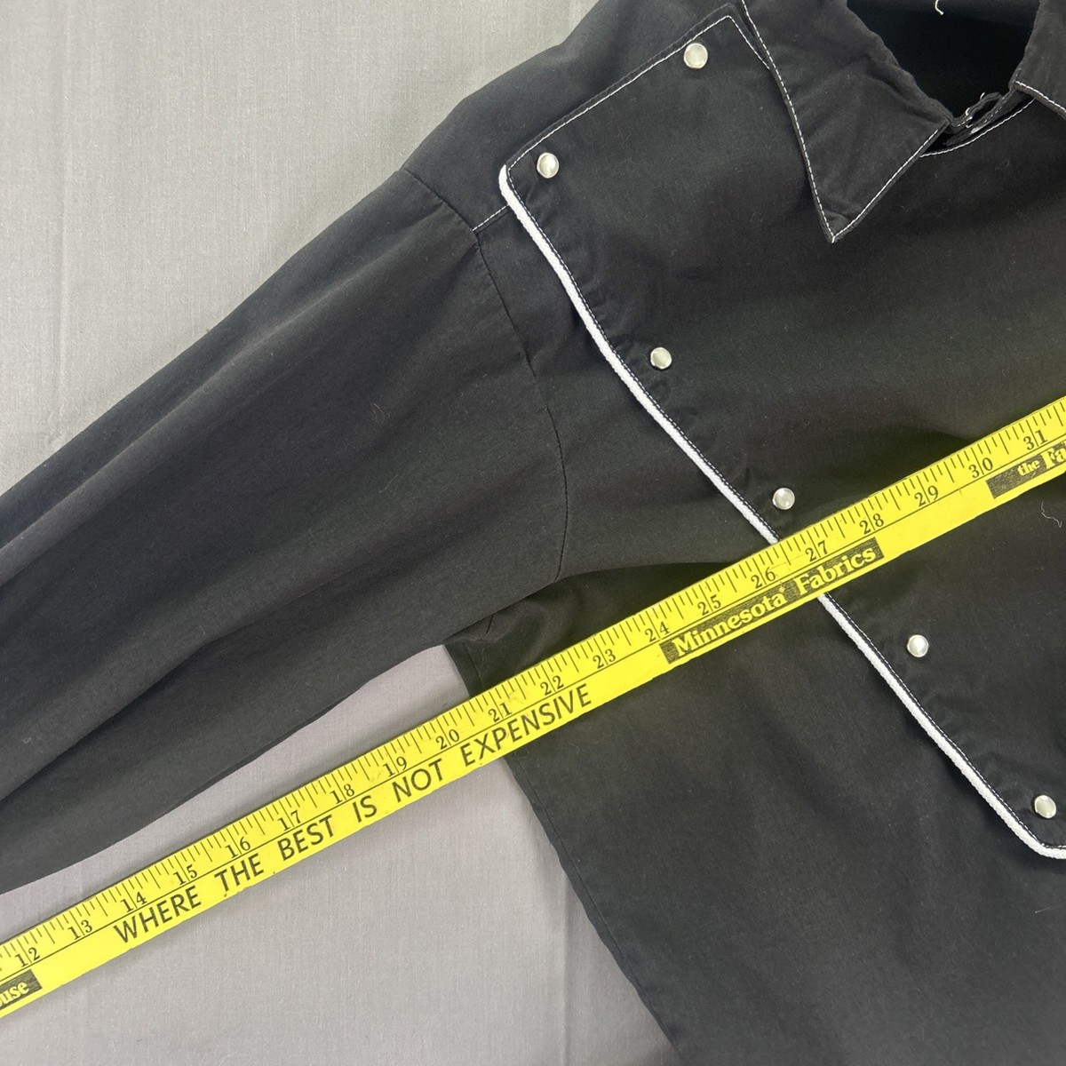 Rockmount Ranch Wear Tru-West Men's 17 35 Black Bib Front Pearl