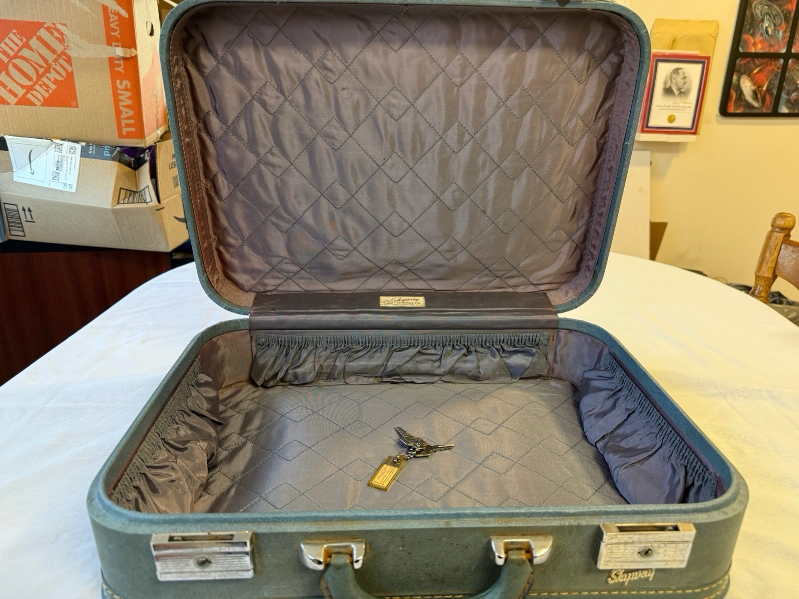 Vintage Skyway Luggage Co 1960s Travel Suitcase Hard Case Ca