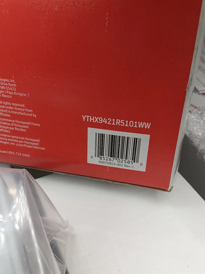 Honeywell YTHX9421R5101WW Prestige IAQ Prog Thermostat Kit - Image 3 of 4