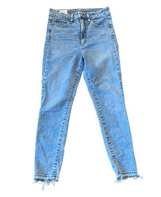 Gap Universal Sky High Jegging Jean size 28 short released hem