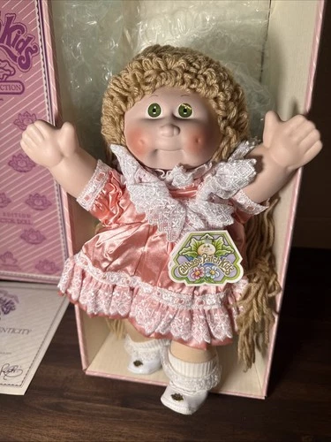 vintage cabbage patch kids porcelain dolls Jessica Louise With Box 1984