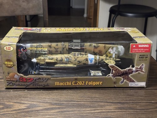 21st Century Toys 13299 Macchi C.202 Folgore CO 74 SQN. Tunisia 1943