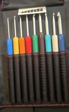 Addi Crochet Hooks Set, Colored Grip, 9 Pieces, Includes Sizes 2.50-6.00mm