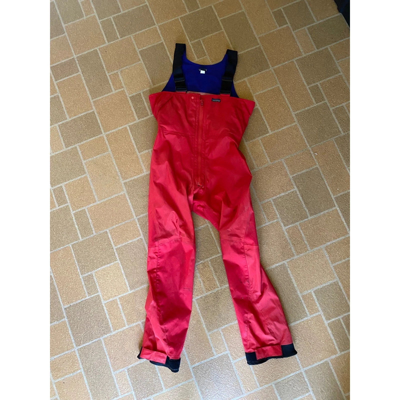 Patagonia Snow Bibs Mens Medium Red Blue Ski Snowboard Pants H2No Overalls