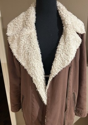 Women s Quiksilver Zip Up Jacket Size Medium Brown With Cream Fur.