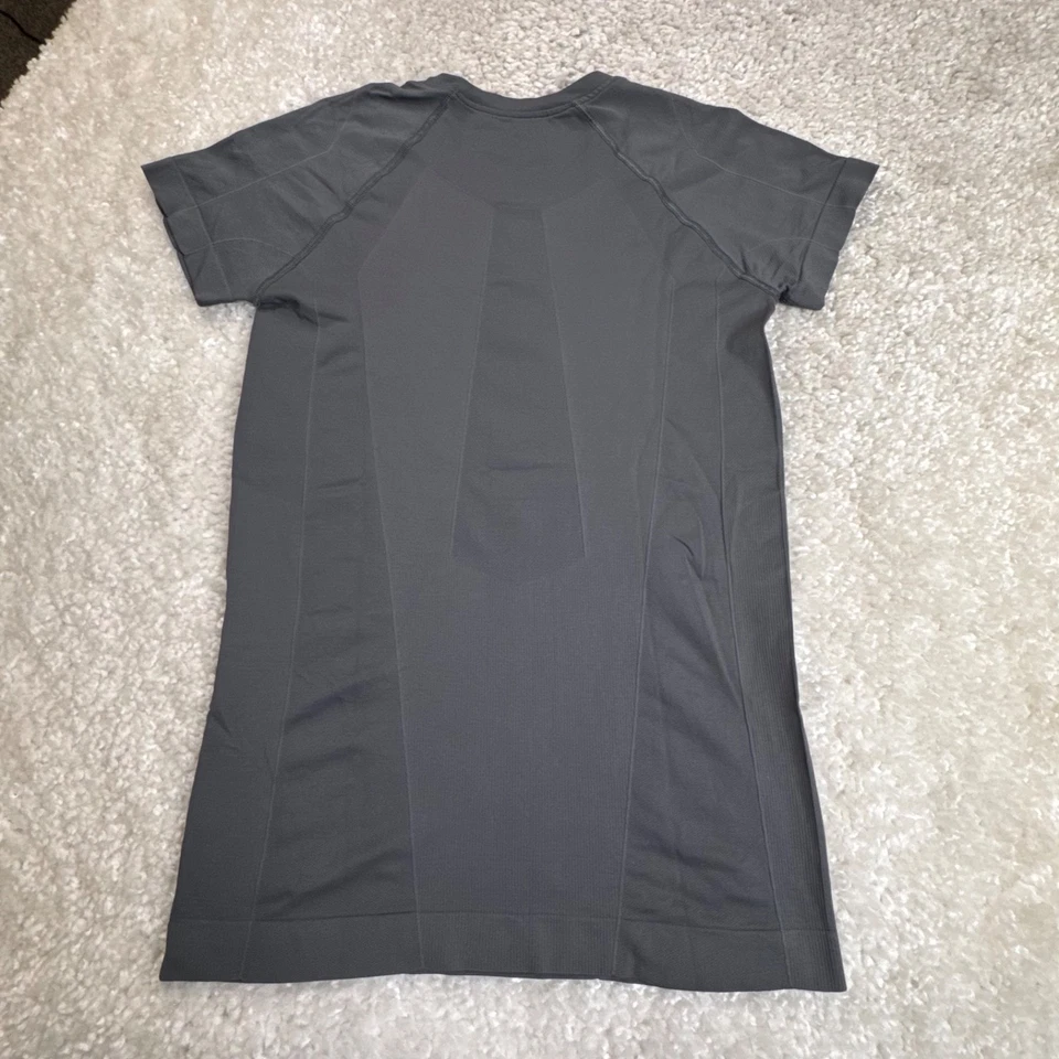 Camiseta gris manga corta Oiselle Wazelle para mujer mediana Foto 2 de 4